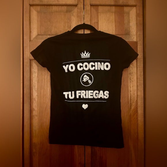 Women’s La Group La Vida en Tapas Approx Sz S White & Black Graphic T-Shirt - Picture 6 of 10